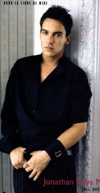 Obrázek “http://www.jrmfansite.org/gallery/albums/newstand/normal_cinelive1.jpg” nelze zobrazit, protože obsahuje chyby.